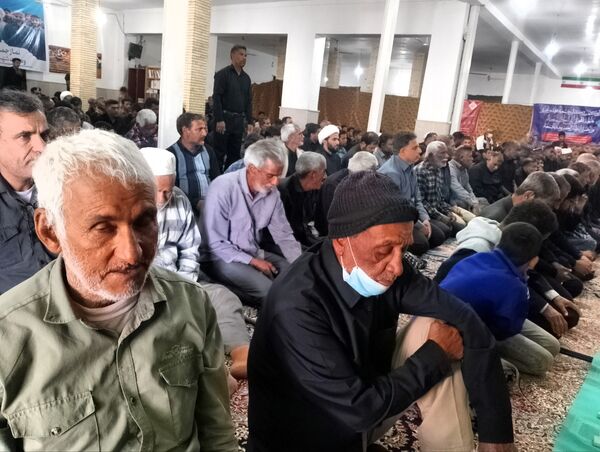 رودان در شب و روز شهادت حضرت فاطمه زهرا(س) سوگوار شد