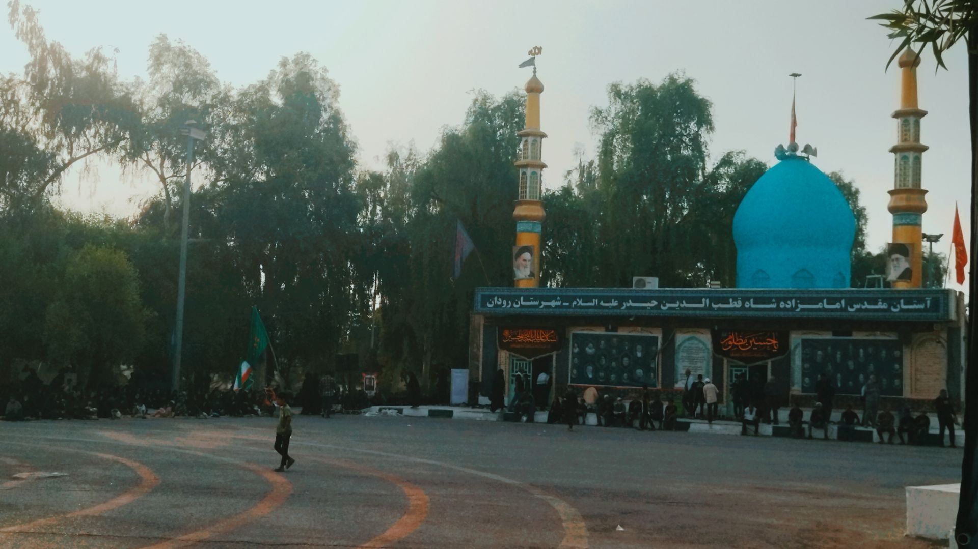 جاماندگان اربعین در مسیر شاه قطب‌الدین حیدر شهرستان رودان