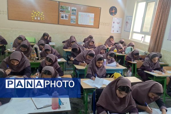 آغاز آزمون هماهنگ پایه ششم ناحیه ۳ شیراز 