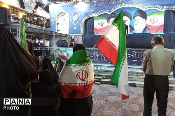 تداوم حضور در خیابان‌ها؛ رمز اتحاد و پیروزی