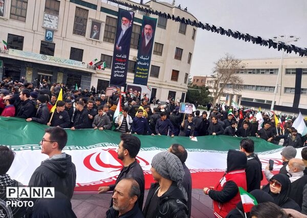 حضور پرشور مردم مشهد مقدس در راهپیمایی روز جهانی قدس