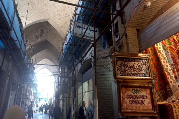 بازدید از بازار قدیمی فرش مشهد به‌مناسبت روز ملی فرش