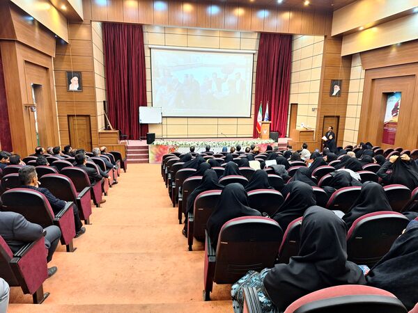 همایش فصلی مدیران مدارس شهرستان پردیس 