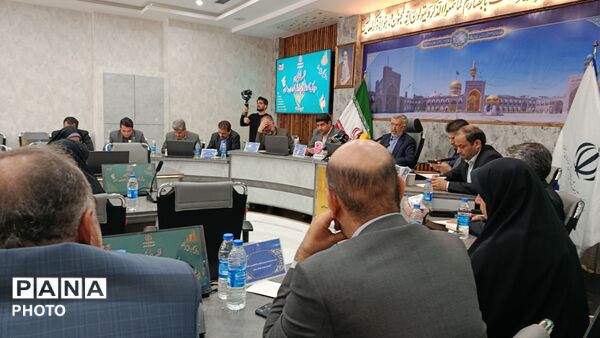 نشست خبری خبرنگاران و اصحاب رسانه با مدیرکل آموزش و پرورش استان خراسان رضوی