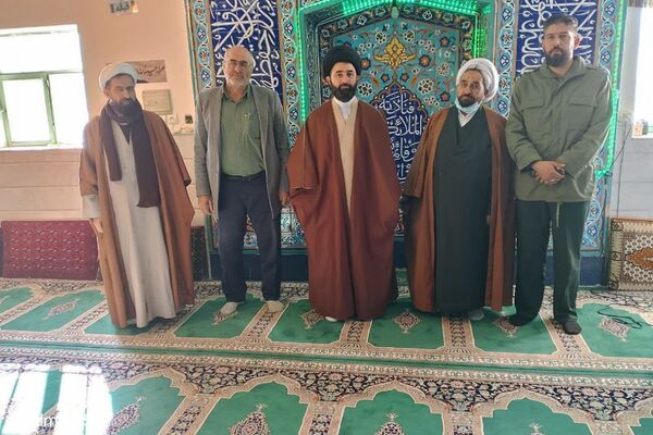  حضور رئیس آموزش‌و‌پرورش فیروزکوه در اعتکاف