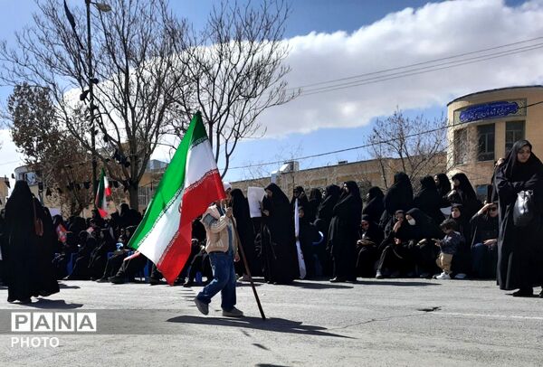 تجمع و خونخواهی فرهنگیان در شهرکرد 