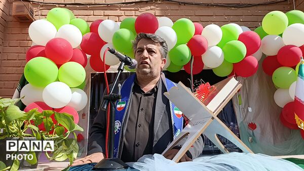 دبستان مهدیه میزبان «جشن عاطفه‌ها»