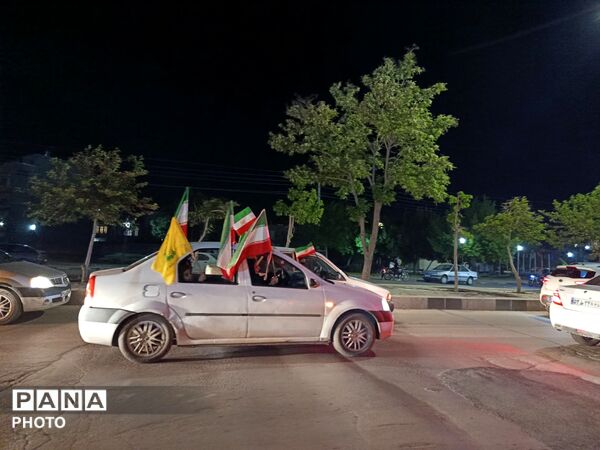ایستادگی مردم در برابر جنایات آمریکا و اسرائیل