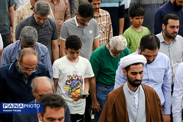 نماز عید سعید فطر در مصلی امام خمینی (ره)