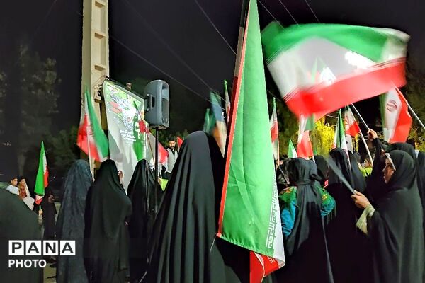 از انتقام خون شهدا صرف نظر نخواهیم کرد