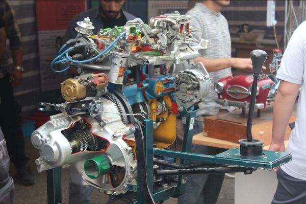  افتتاح نمایشگاه توانمندی‌های هنرستان‌های منطقه ۲ 