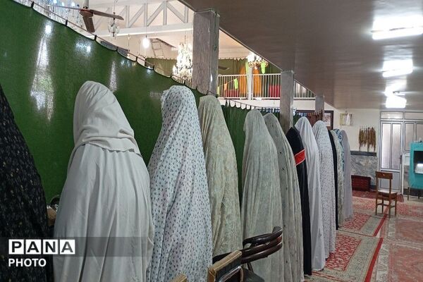 اقامه نماز عبادی سیاسی جمعه در هفته سوم  اردیبهشت ماه  شهر بار 