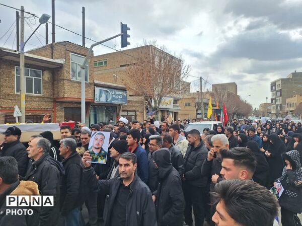تشییع پیکر مطهر شهید والامقام ابوالفضل اسماعیلی در شهر صوفیان