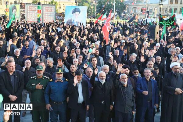 تجمع پرچمداران حسینی همدان در ماه محرم