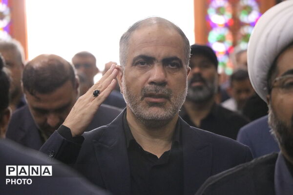 بزرگداشت رهبر شهید ایران در مسجد حظیره استان یزد