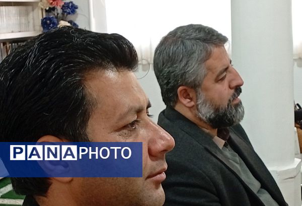 جلسه هدایت تحصیلی پایه نهمی دبیرستان میثاق ویژه والدین 