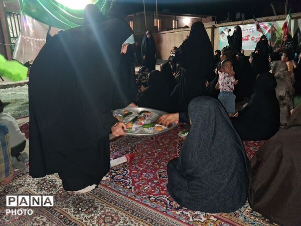 حماسه مردمی در کنجوران سفلی؛ تجدید عهد و بیعت با رهبری در گردهمایی باشکوه اهالی منطقه