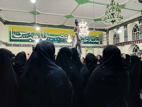  مراسم سینه زنی به مناسبت شهادت حضرت رقیه(س) در روستای عارف آباد
