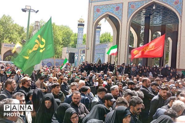 مراسم تشییع و خاکسپاری شهدای جنگ رمضان وائین