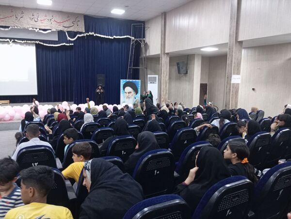 محفل دختران حاجی آباد برای تجدید بیعت با علی (ع)