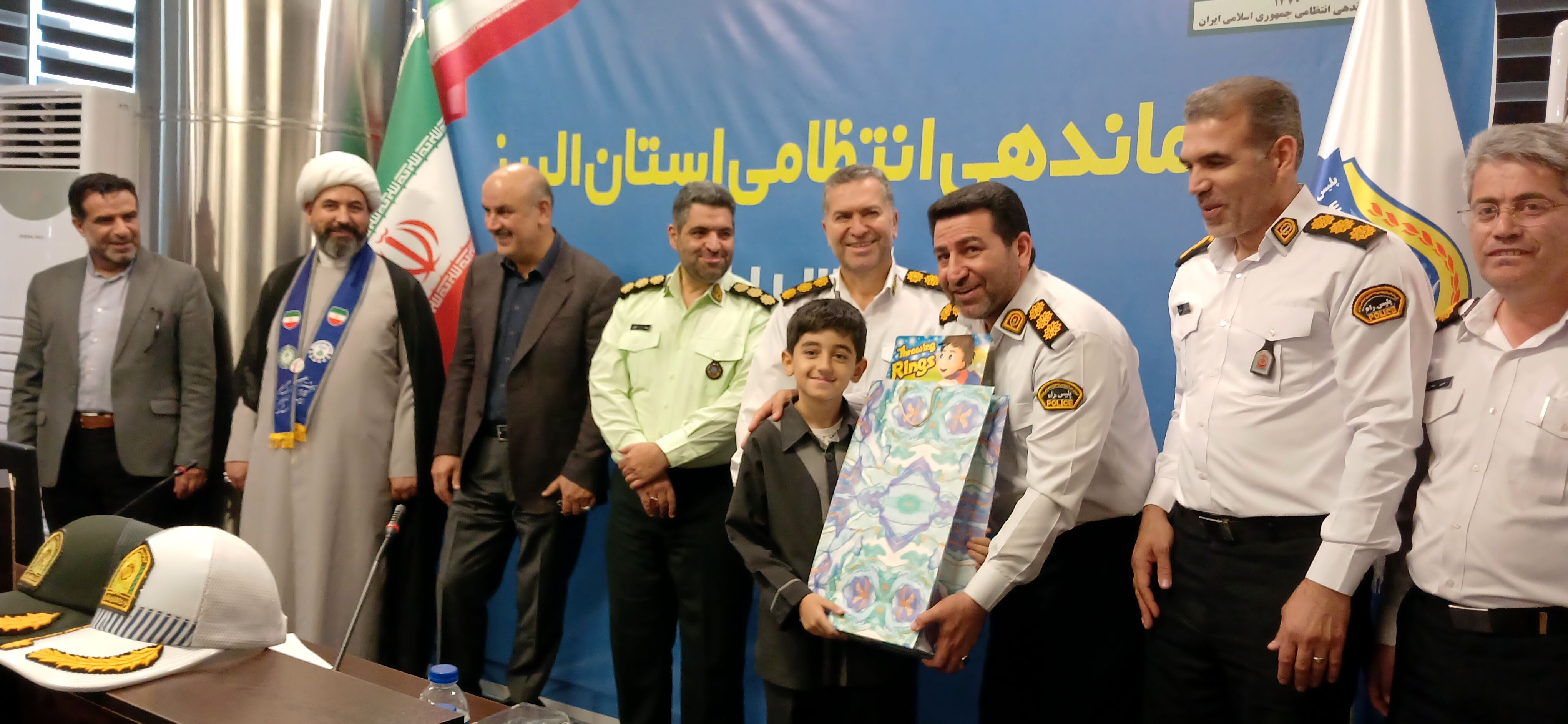 جمعی از دانش‌آموزان استان البرز به عنوان همیار پلیس انتخاب شدند