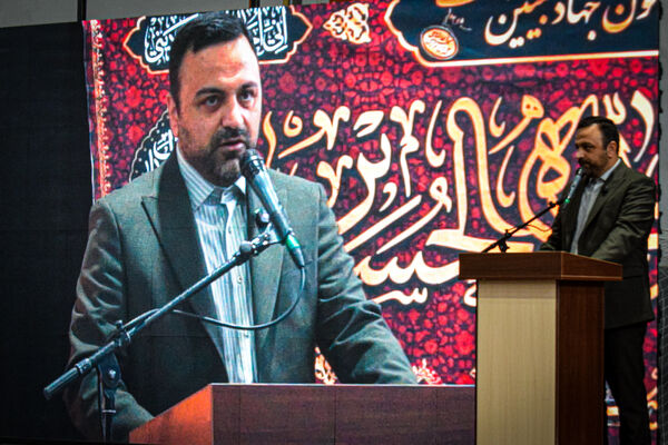 وداع دانش‌آموزان کرمانشاهی با رهبر شهید امت