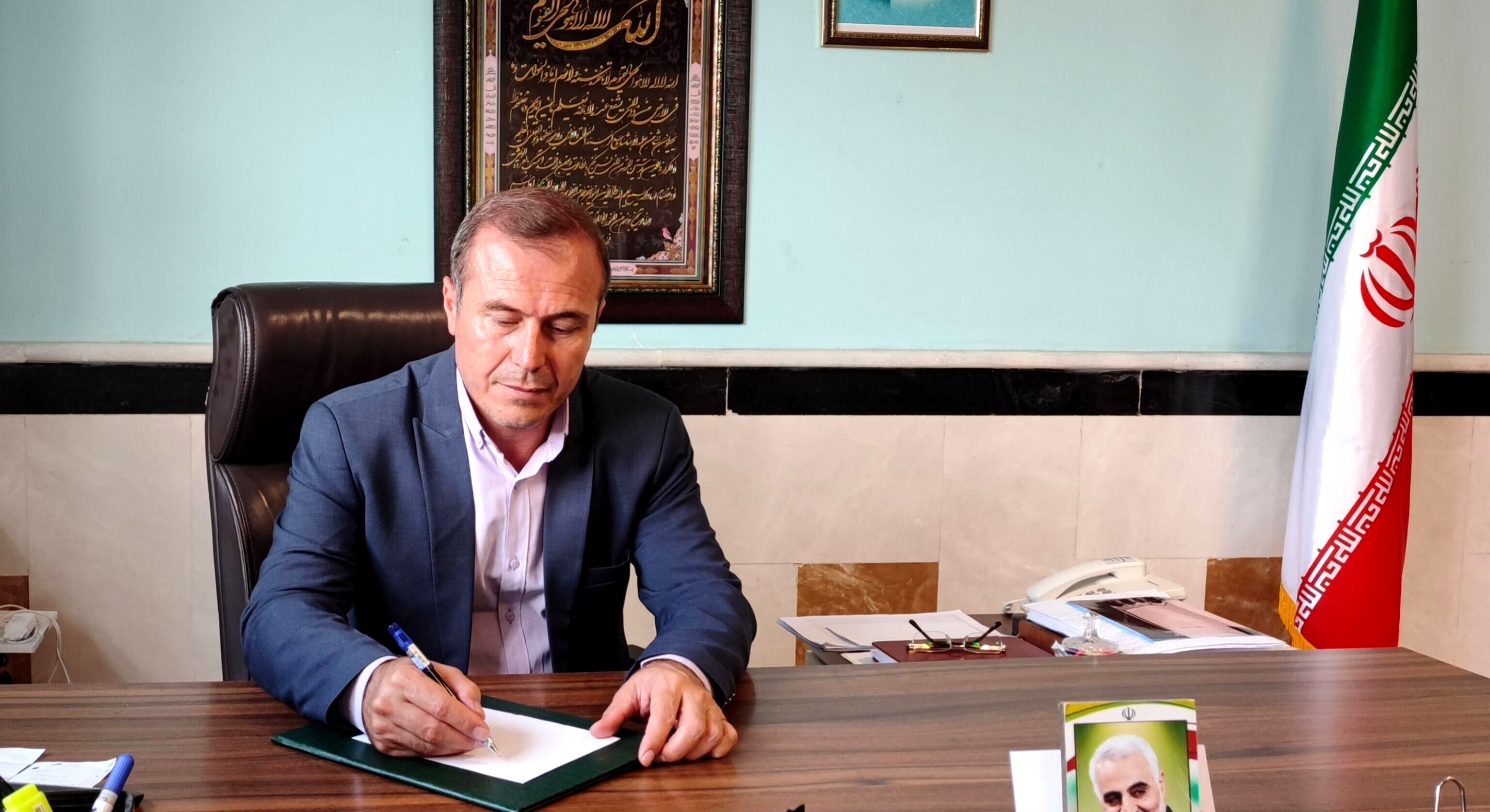 پیام تبریک مدیر آموزش و پرورش مانه و سملقان در پی درخشش دانش آموز سملقانی در سوگواره احلی من العسل