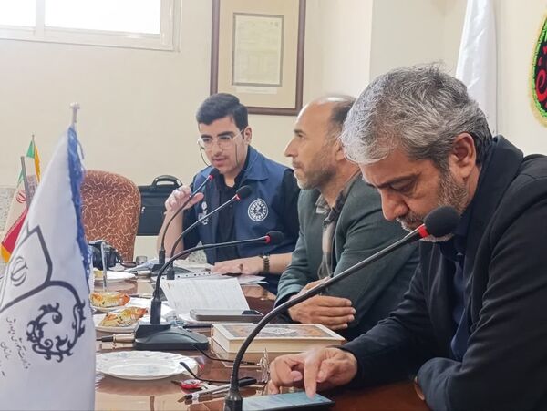 تجلیل از دانش‌آموز خبرنگاران پانا کاشان