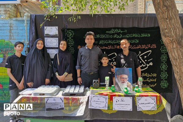 جاماندگان اربعین حسینی در مسیر قبله تهران