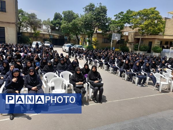 مراسم شهادت سیدالشهدای خدمت در هنرستان فنی‌وحرفه‌ای بدیع مشهد 
