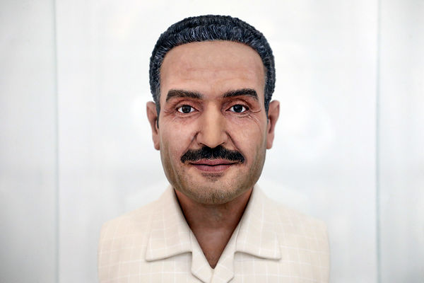 رونمایی از سردیس شهیدان رجایی و باهنر در دفتر وزیر آموزش و پرورش