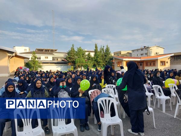 دبیرستان الزهرا قائمشهر پایگاه استانی انتخابات شورای دانش‌آموزی