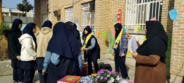 جشن ایام شعبانیه در دبیرستان هاشمی نژاد 