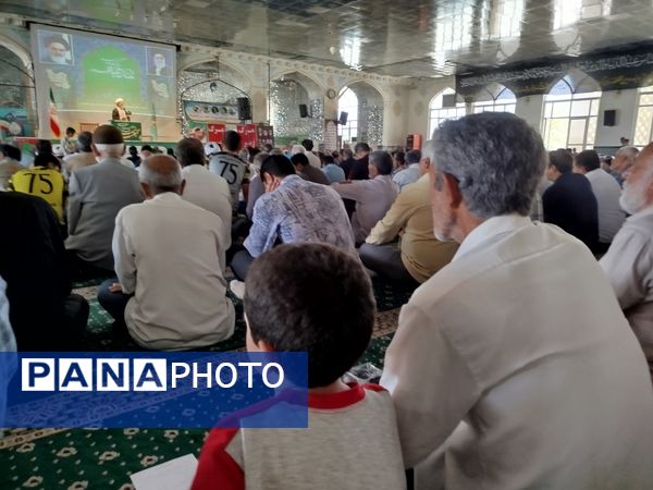 نماز جمعه شهرستان کاشمر با حضور پر رنگ مردم برگزار شد 