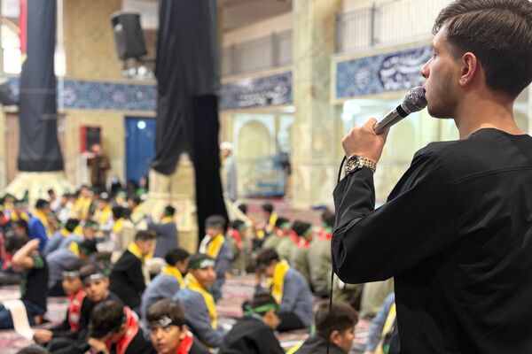 مراسم عزاداری نوگلان فاطمی با حضور طلایه‌داران علم 