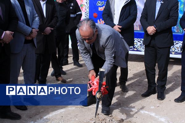 آیین کلنگ‌زنی ۵ مدرسه جدید، آغاز نهضت ۲۵۲ میلیاردی مدرسه‌سازی