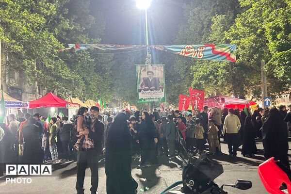 حضور پرشور مسئولین متعهد در غرفه‌ فرهنگیان