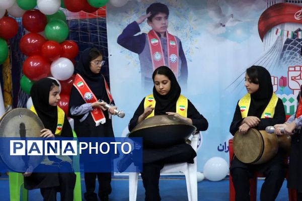 سالن شهید رجایی ورامین میزبان همایش یاوران انقلاب