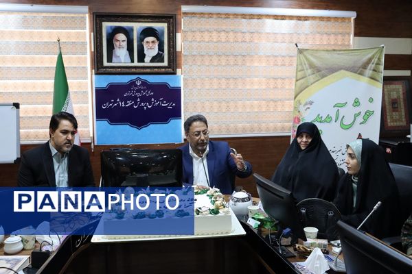 منطقه ۱۴ پیشگام قدردانی از حافظان سلامت روان دانش‌آموزان 