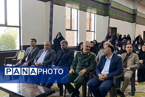 اعزام دانش‌آموزان دختر ورامینی به اردوی معنوی راهیان نور