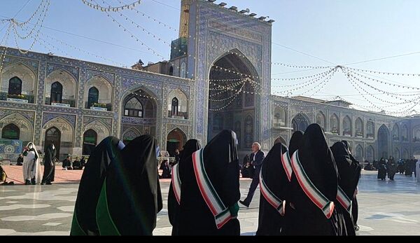 گرامیداشت هفته قرآن ، عترت و نماز در دبیرستان شاهد تکتم 