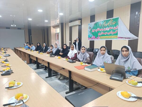 مراسم تقدیر از دانش‌‌آموزان فعال خبرگزاری پانا در میناب