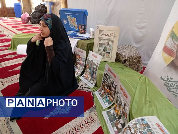 معرفی بسته فرهنگی ایرانمون در جمع معتکفین