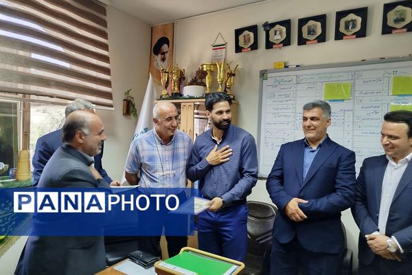  برگزاری مراسم تودیع و معارفه کارشناس مسئول تربیت بدنی ناحیه دو شهرری