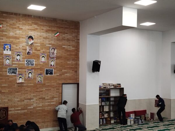 غبار روبی مسجد خاتم النبیین بیرجند به مناسبت فرا رسیدن ماه رمضان 