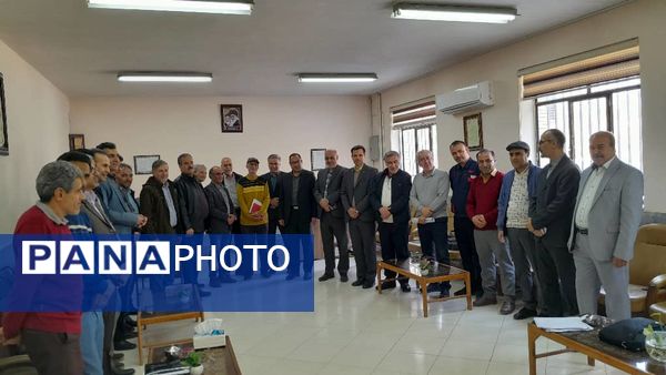 تقدیر از رتبه های برتر علمی-آموزشی، قرآنی، فرهنگی، ورزشی و هنری هنرستان شهید دیواندری سبزوار