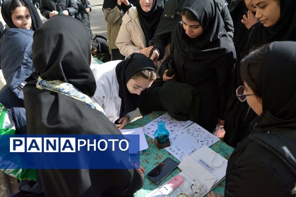 عطر رضوی در جشن نیمه شعبان مدرسه حکمت