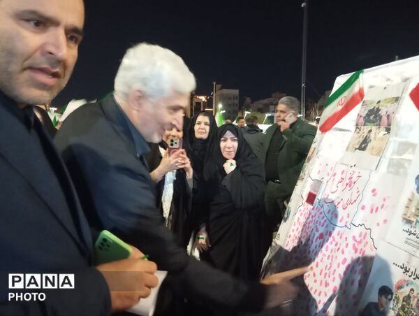 اثر انگشت هایی که تابلو خونخواهی شهیدان  را کامل کردند 
