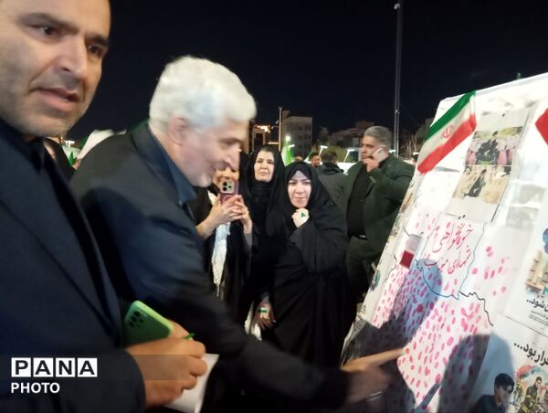 اثر انگشت هایی که تابلو خونخواهی شهیدان  را کامل کردند 