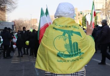 حضور انقلابی دانش‌آموزان هوراند در راهپیمایی 22 بهمن